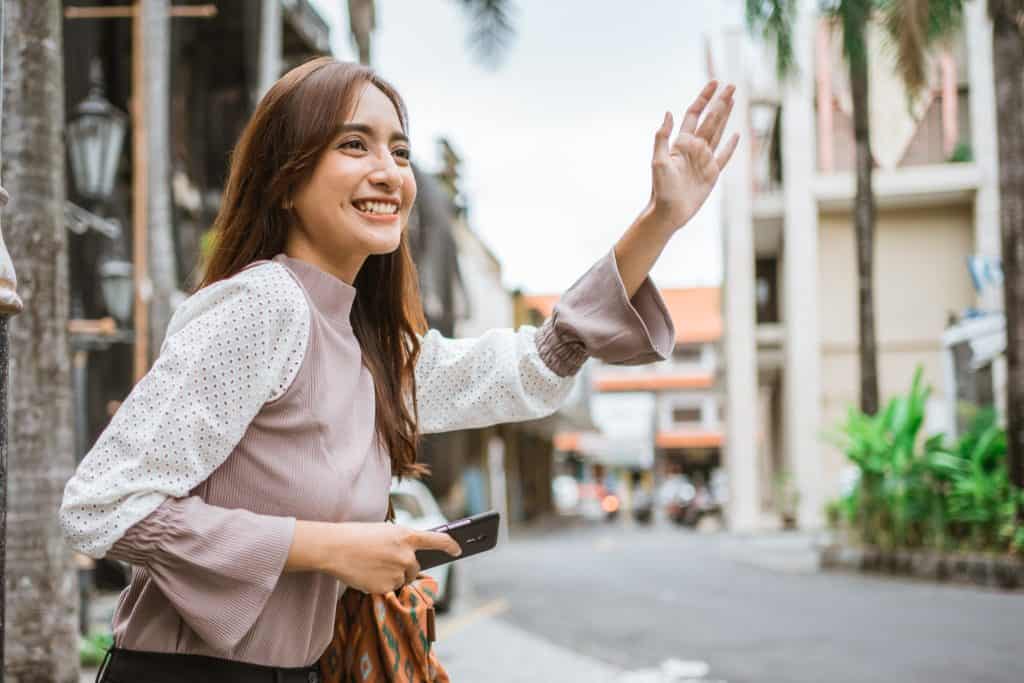 Survivor waiting for Uber ride unaware of hidden risks