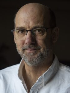 Actor Anthony Edwards, 1 in 6 organization board member, visits Scott Air Force Base, Illinois, Oct. 29, 2018, to discuss 1 in 6’s work.