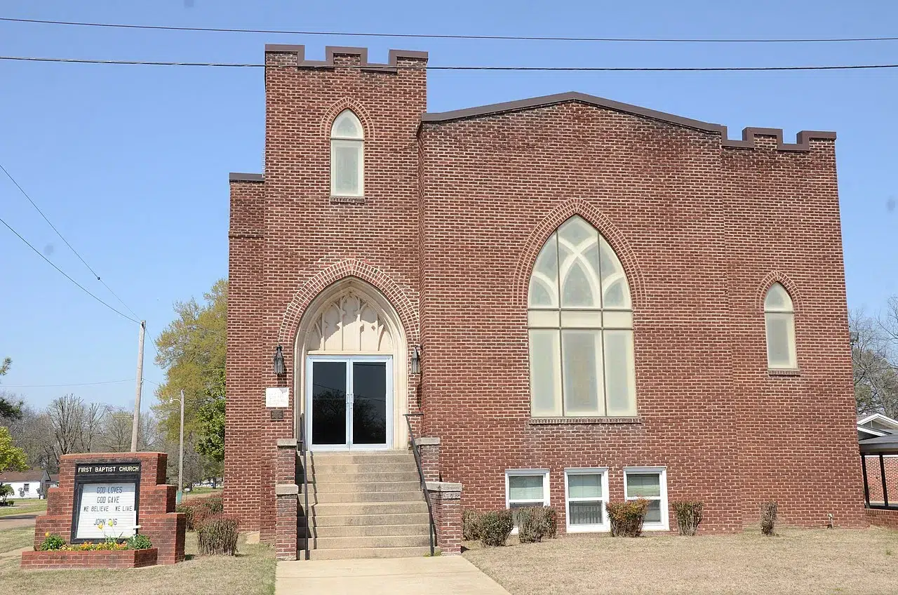 First Baptist Church building in Marvell, Arkansas, representing a Southern Baptist congregation amid ongoing sexual abuse litigation involving SBC-affiliated institutions.