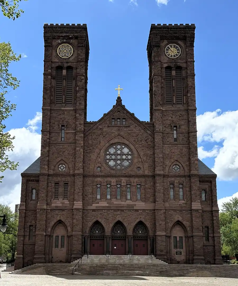 cathedral-saints-peter-paul-providence-under-100kb Cathedral of Saints Peter and Paul in Providence, Rhode Island, under a bright blue sky.